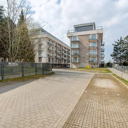 Apartment Jasny Sun Seasons 24 Z Umeblowanym Balkonem I Parkingiem By Renters *