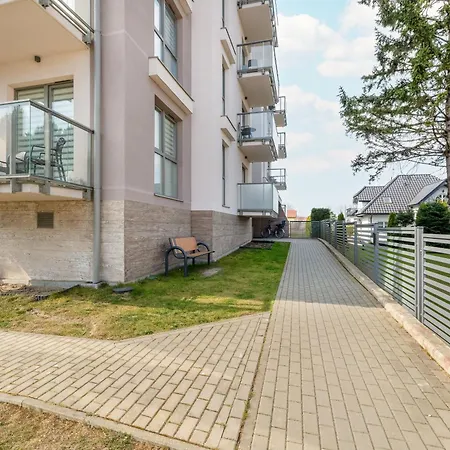 Jasny Sun Seasons 24 Z Umeblowanym Balkonem I Parkingiem By Renters Appartamento Ustronie Morskie