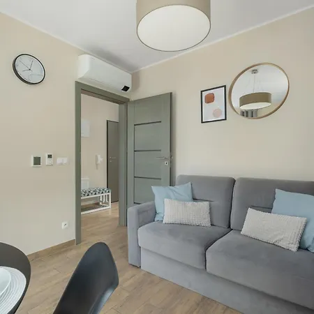 Jasny Sun Seasons 24 Z Umeblowanym Balkonem I Parkingiem By Renters * Ustronie Morskie